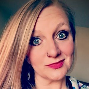 Meet your Posher, Tera